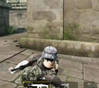和平精英滑铲射击玩法技巧