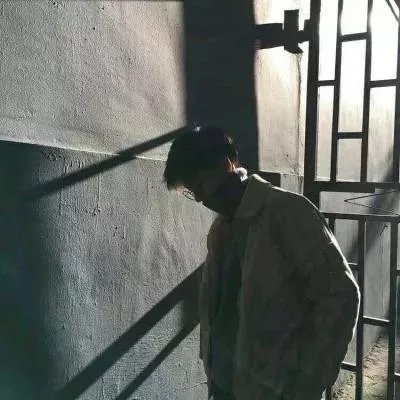 很酷的黑暗系男生头像可直接保存
