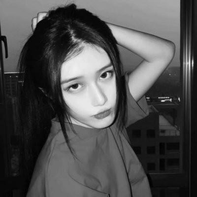 抖音超拽霸气好看头像社会女专属