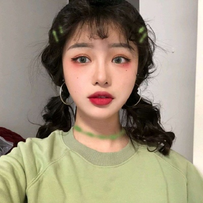 小清新干净的绿色系女生头像大全