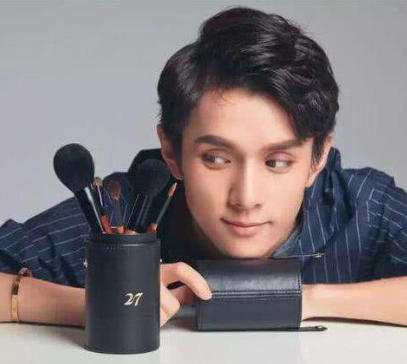 李佳琦直播再翻车背后不得不说的事
