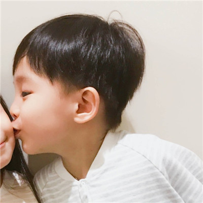 2019抖音萌娃情侣头像男左女右_2019抖音最火萌娃情侣头像高清