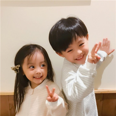 2019抖音萌娃情侣头像男左女右_2019抖音最火萌娃情侣头像高清