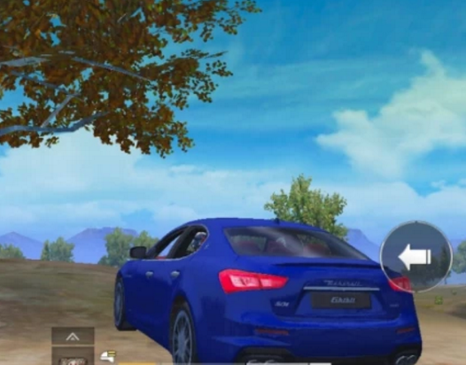 和平精英:玛莎拉蒂偷工减料?切换视角才发现,这是明摆着“坑钱”